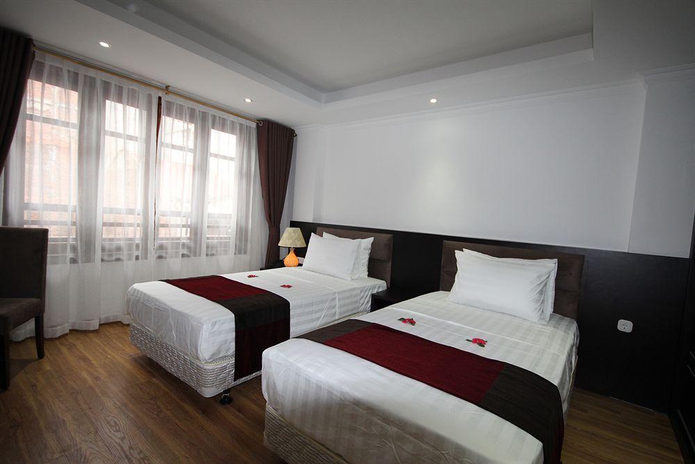 Parklane Hanoi Hotel Екстер'єр фото