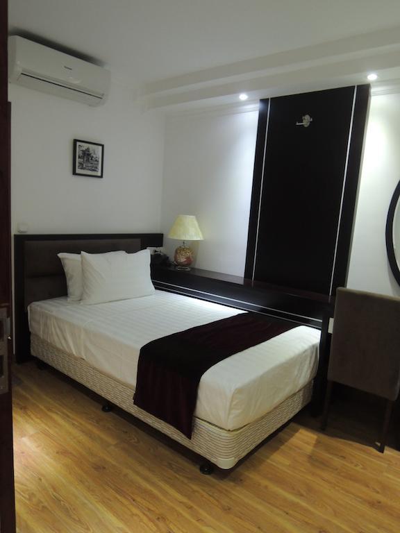 Parklane Hanoi Hotel Екстер'єр фото