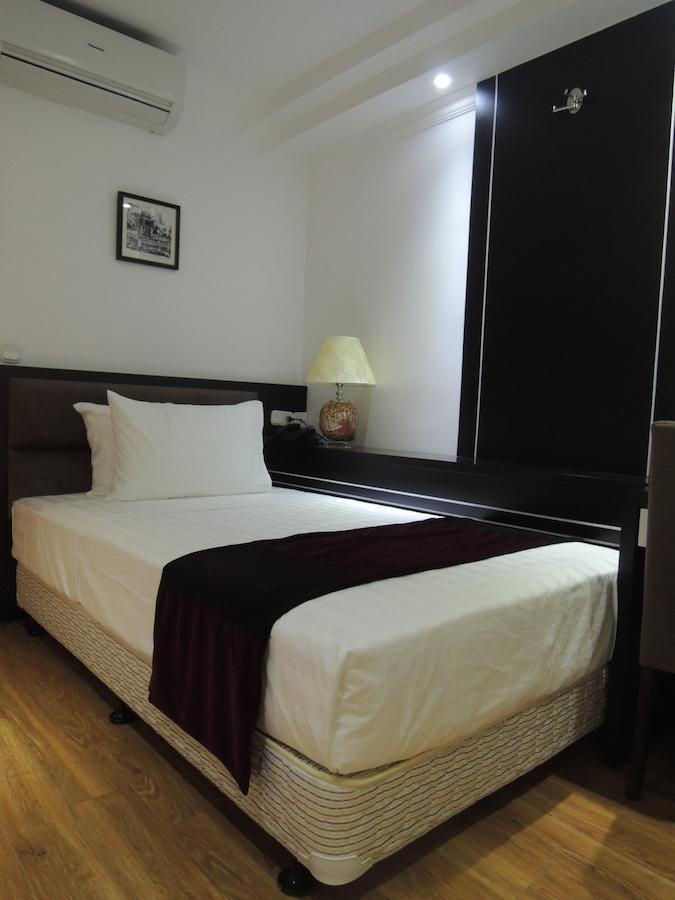 Parklane Hanoi Hotel Екстер'єр фото